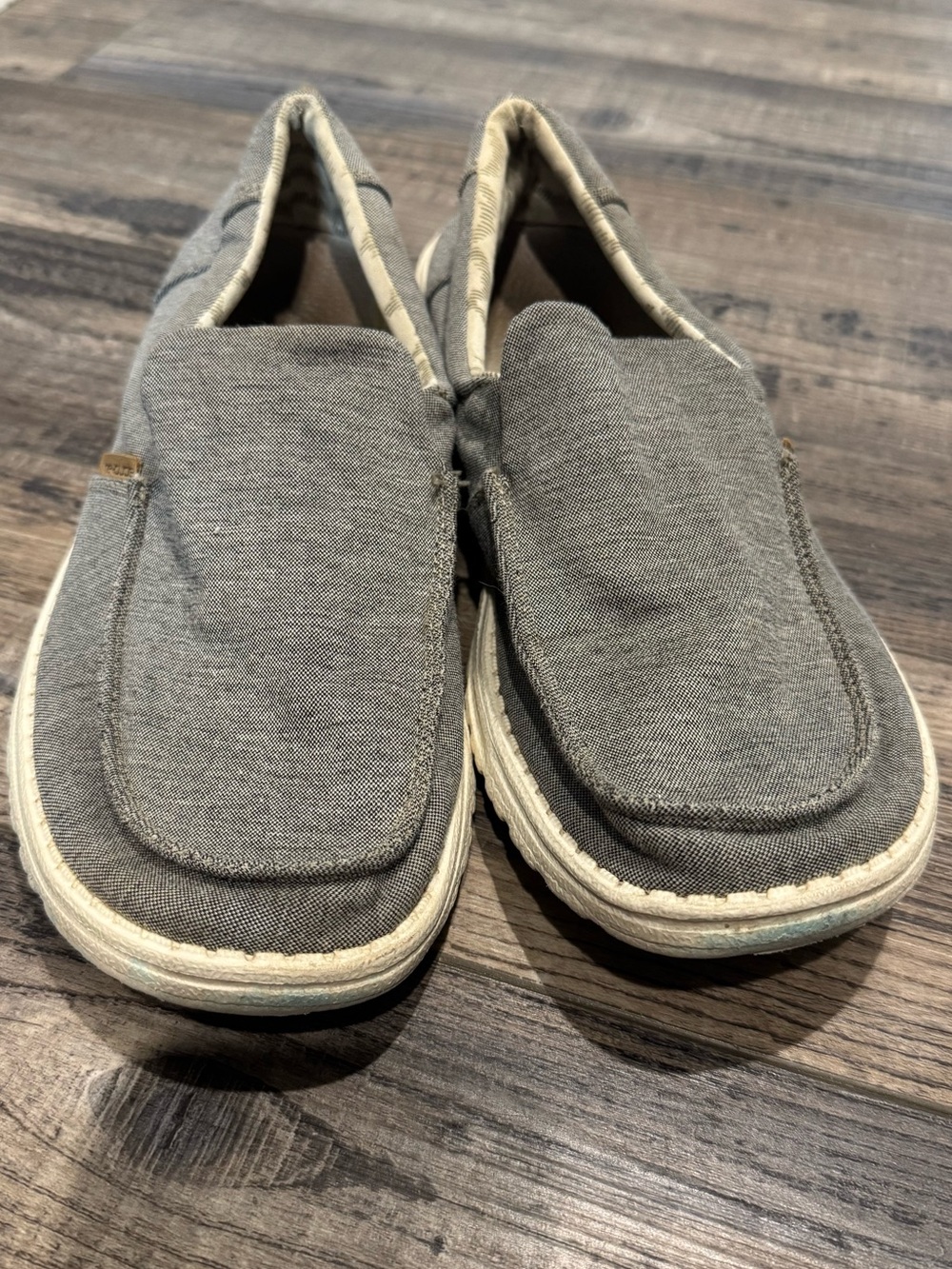 Women’s Casual Grey Slip-On Canvas Shoes
